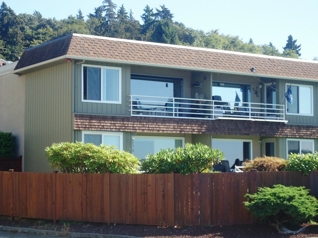 Property Photo:  28120 Redondo Beach Dr S 201  WA 98198 