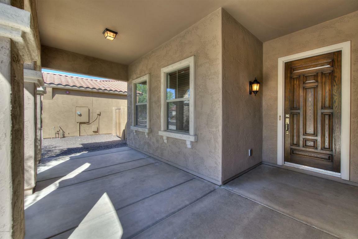 Property Photo: 3516 E Pinot Noir Avenue AZ 85298