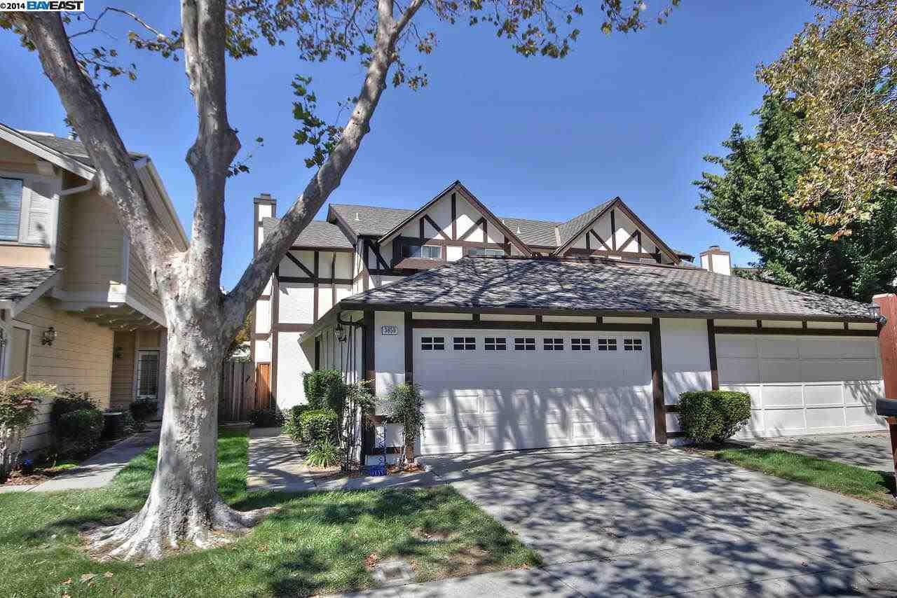 Property Photo: 3859 Kinglet Ter CA 94555-1558