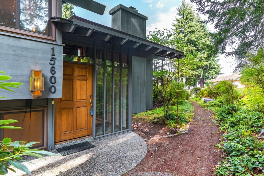 Property Photo: 15600 70th Ave W WA 98026