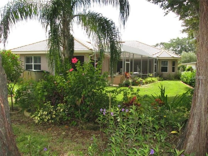Property Photo:  326 Ponce De Leon Avenue  FL 34285 