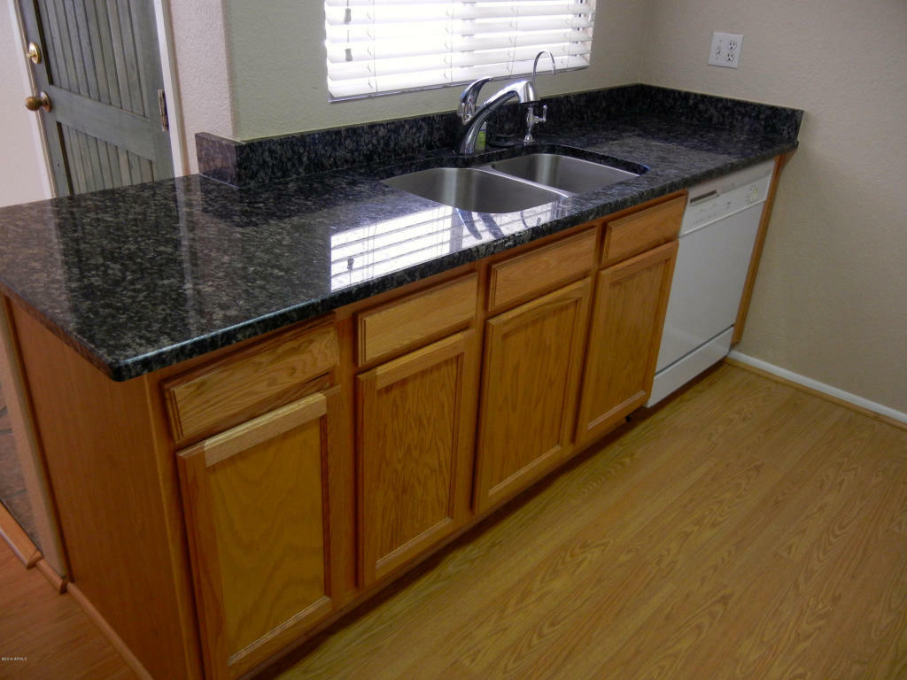 Property Photo: 11333 N 92nd Street 2028 AZ 85260