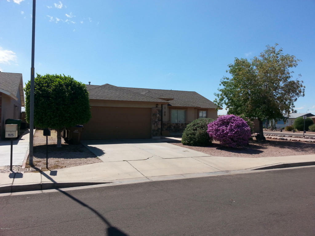 Property Photo:  1939 W 12th Avenue  AZ 85120 