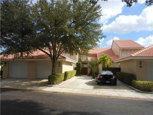 Property Photo:  255 Old Meadow Way  FL 33418 