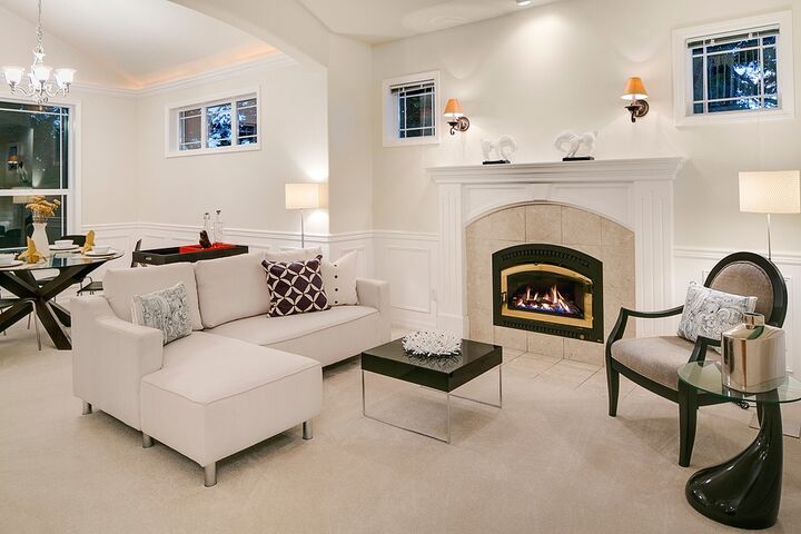 Property Photo:  4404 240th St SW  WA 98043 