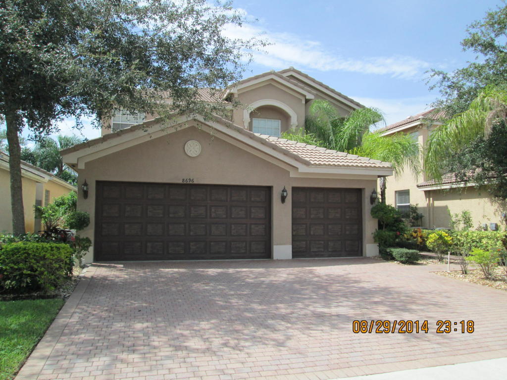 Property Photo: 8696 Woodgrove Harbor FL 33473