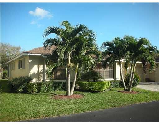 Property Photo: 9820 Parkinsonia Tree Trail A FL 33436