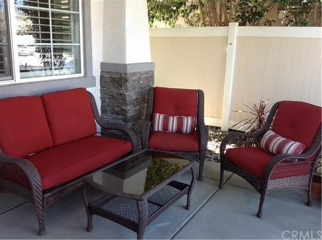 Property Photo:  927 Brownie Way  CA 92223 