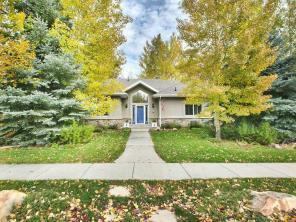 Property Photo: 1447 W Rio Grande Road UT 84098