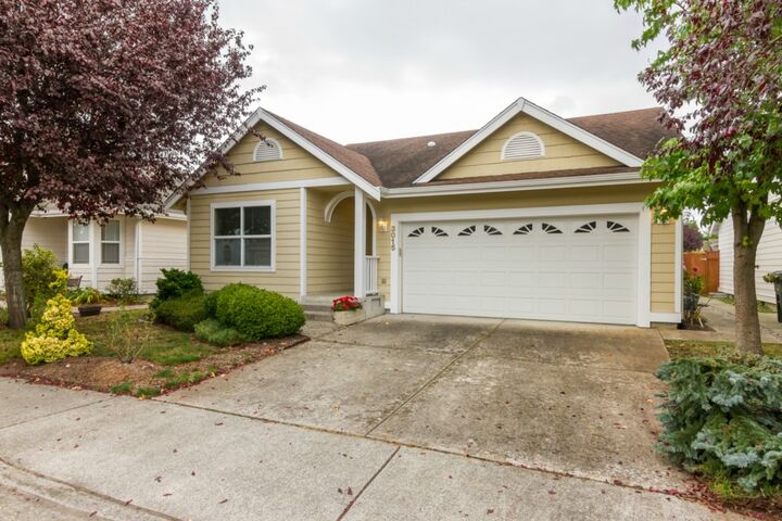 Property Photo:  3015 Barkley Meadows Cir  WA 98226 