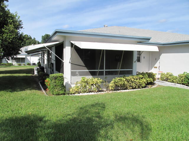 Property Photo:  1097 Circle Terrace W Apt A  FL 33445 
