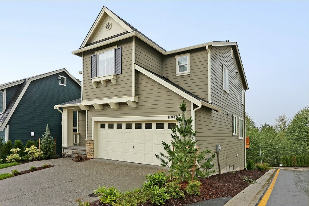 Property Photo:  11304 178th Place NE  WA 98052 