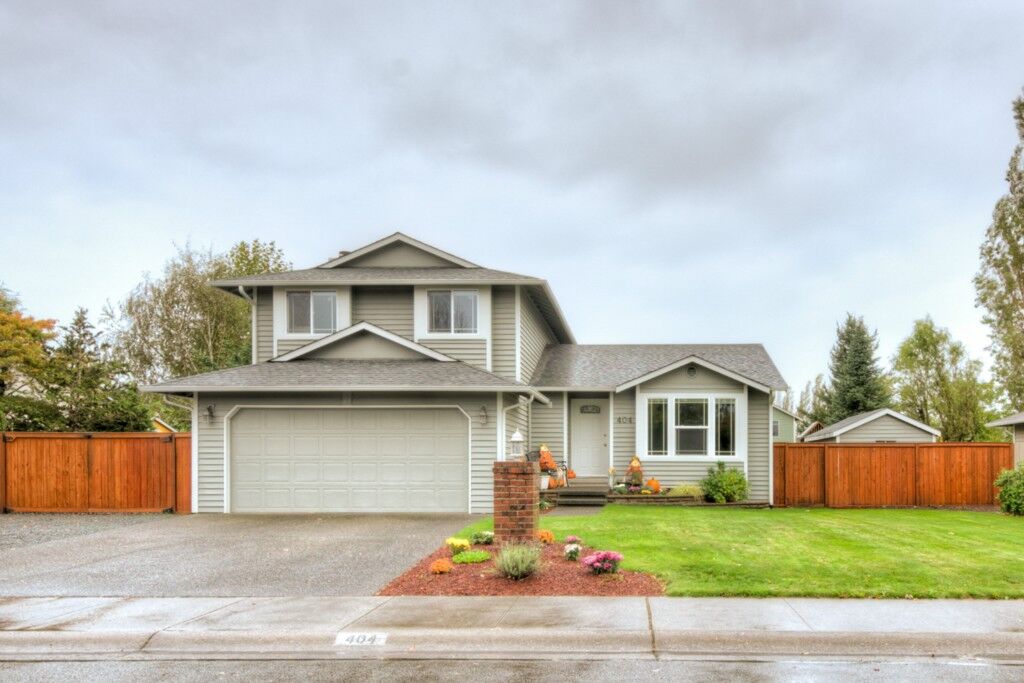 Property Photo: 404 Schmid St WA 98022