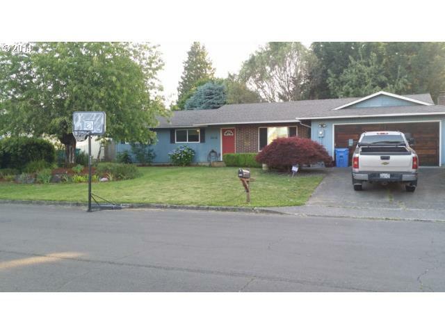 Property Photo:  10116 NW 20th Ave  WA 98685 