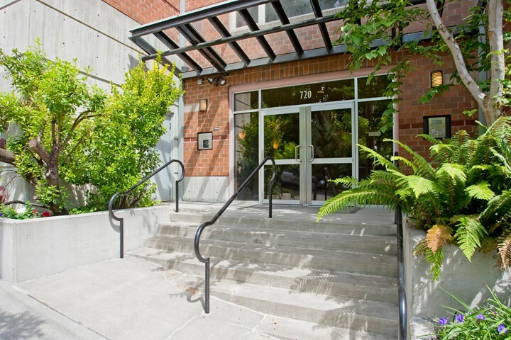 Property Photo:  720 Queen Anne Ave N 211  WA 98109 