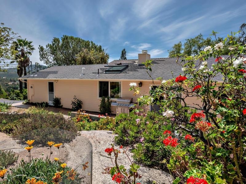 Property Photo:  12297 Lilac Hill  CA 92082 