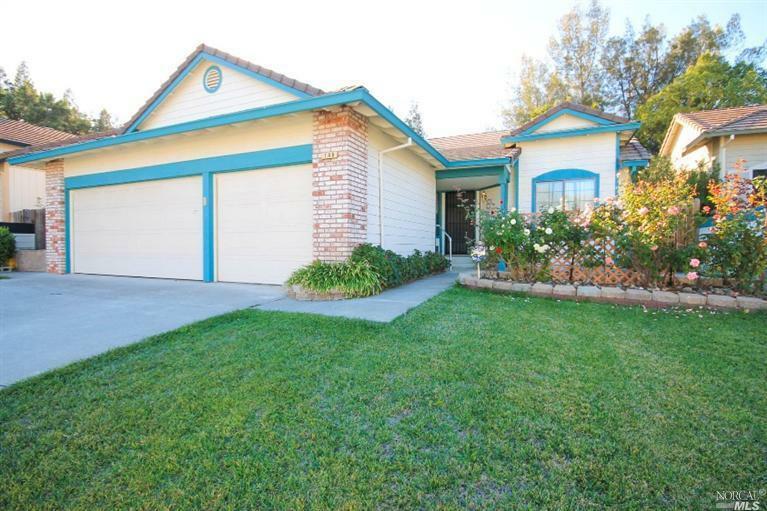 Property Photo:  148 Buttercup Circle  CA 95687 