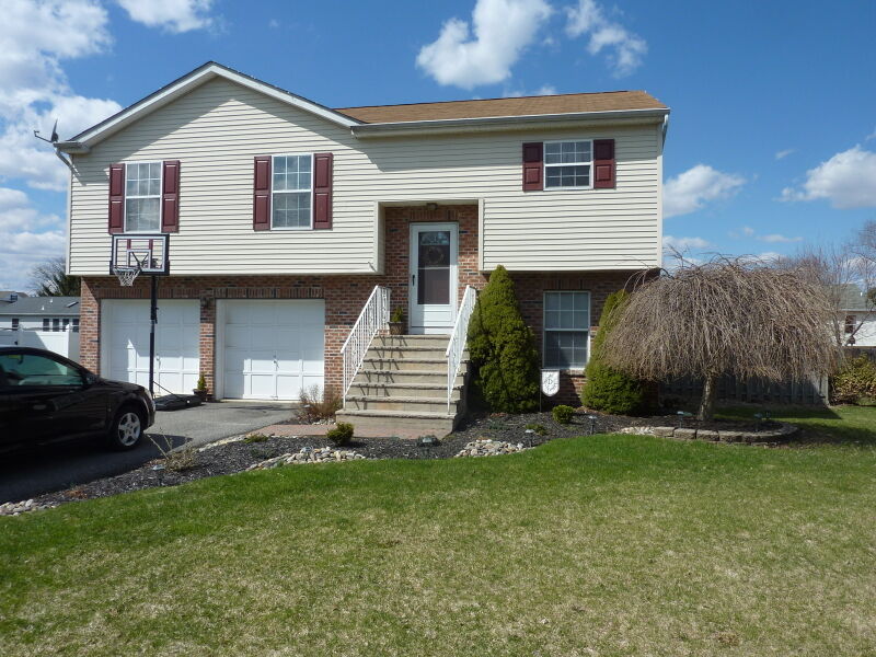 Property Photo: 949 Hobson St NJ 08865