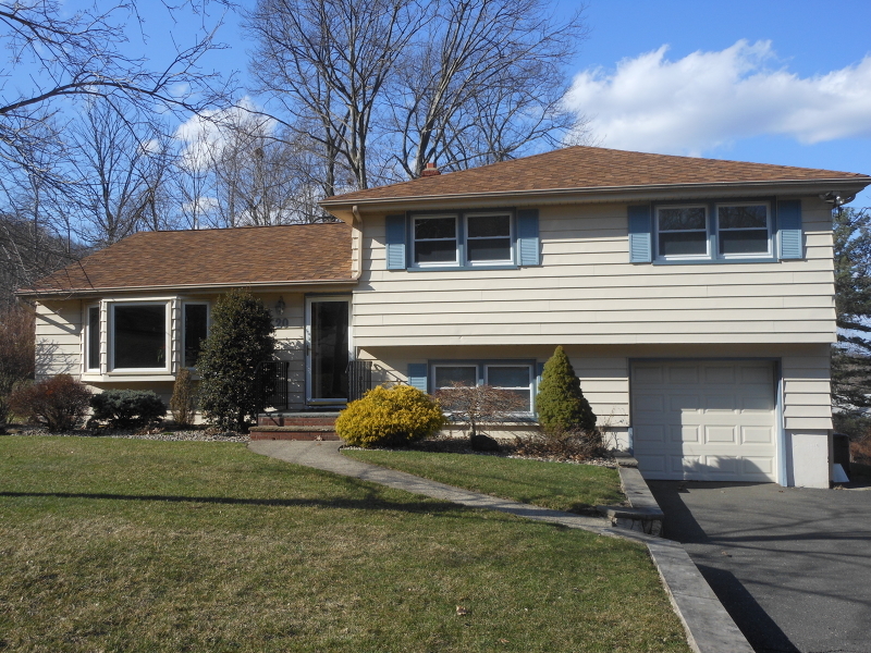 Property Photo:  20 Dorothy Dr  NJ 07508 