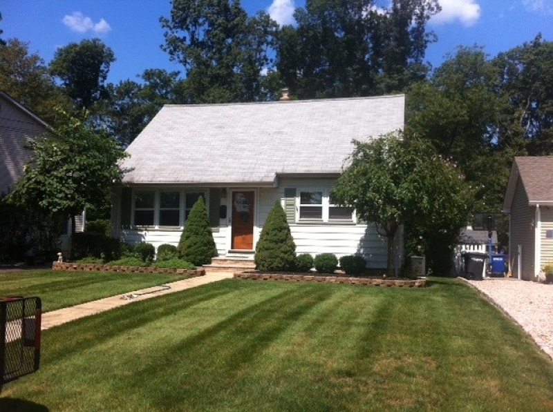 Property Photo:  148 Mohawk Dr  NJ 07016 