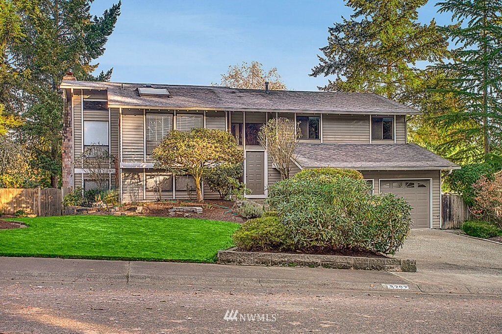 Property Photo:  17202 NE 34th Street  WA 98052 