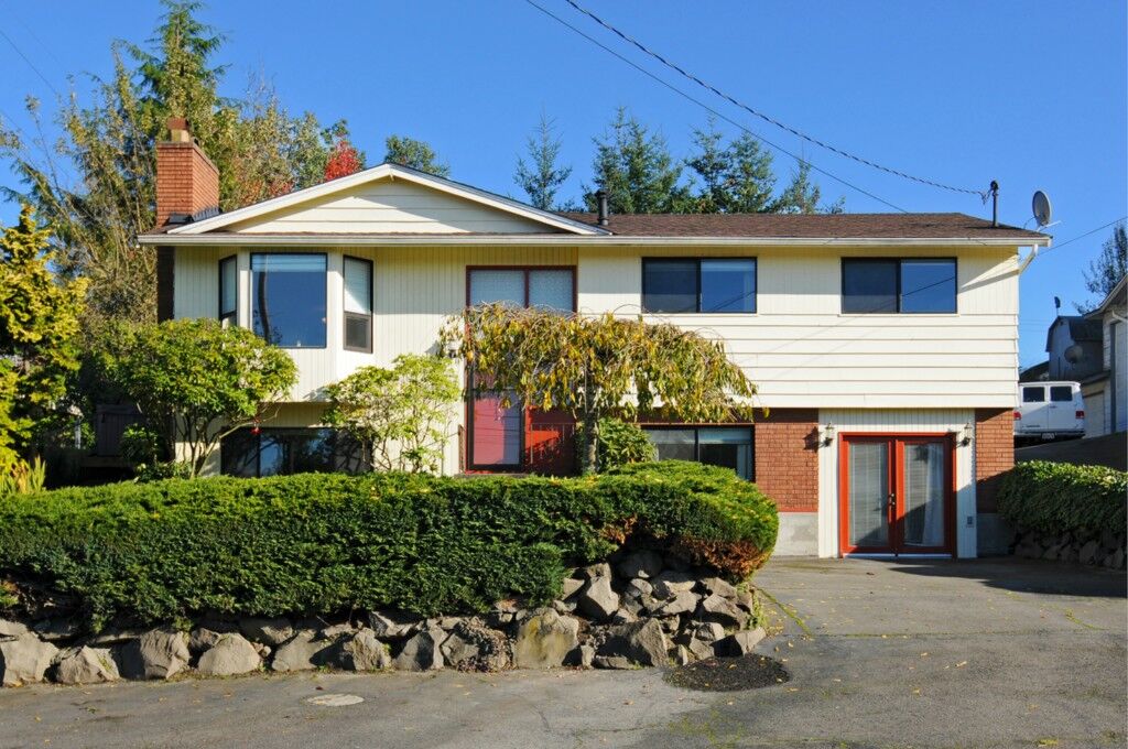 Property Photo: 9408 10th Ave SW WA 98106