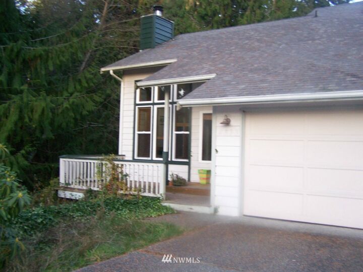 Property Photo: 4373 Shadowood Dr WA 98236