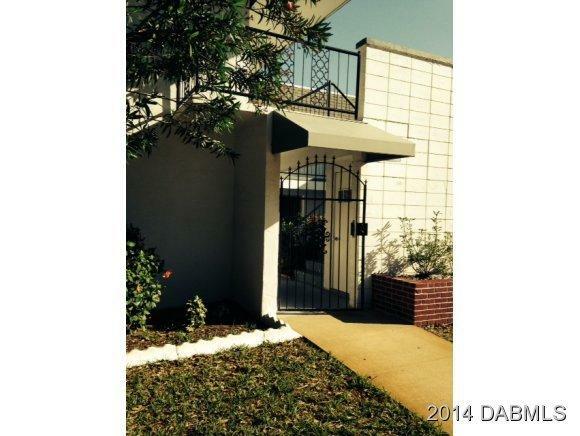 Property Photo:  307 Ridge Boulevard  FL 32119 