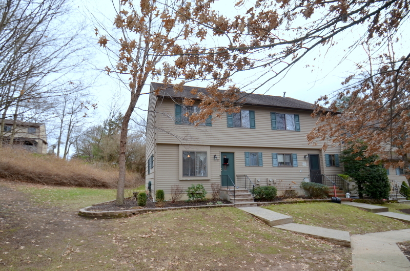 Property Photo:  26 Indian Spring Ln  NJ 08829 