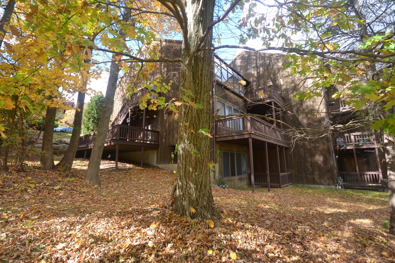 Property Photo: 8 Baily Bunion Ct Unit 5 NJ 07462