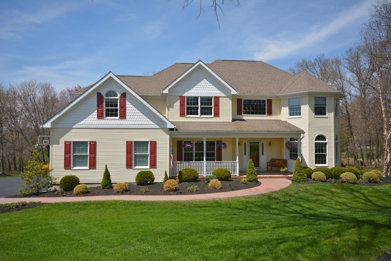 Property Photo: 19 Berkshire Ct NJ 08833
