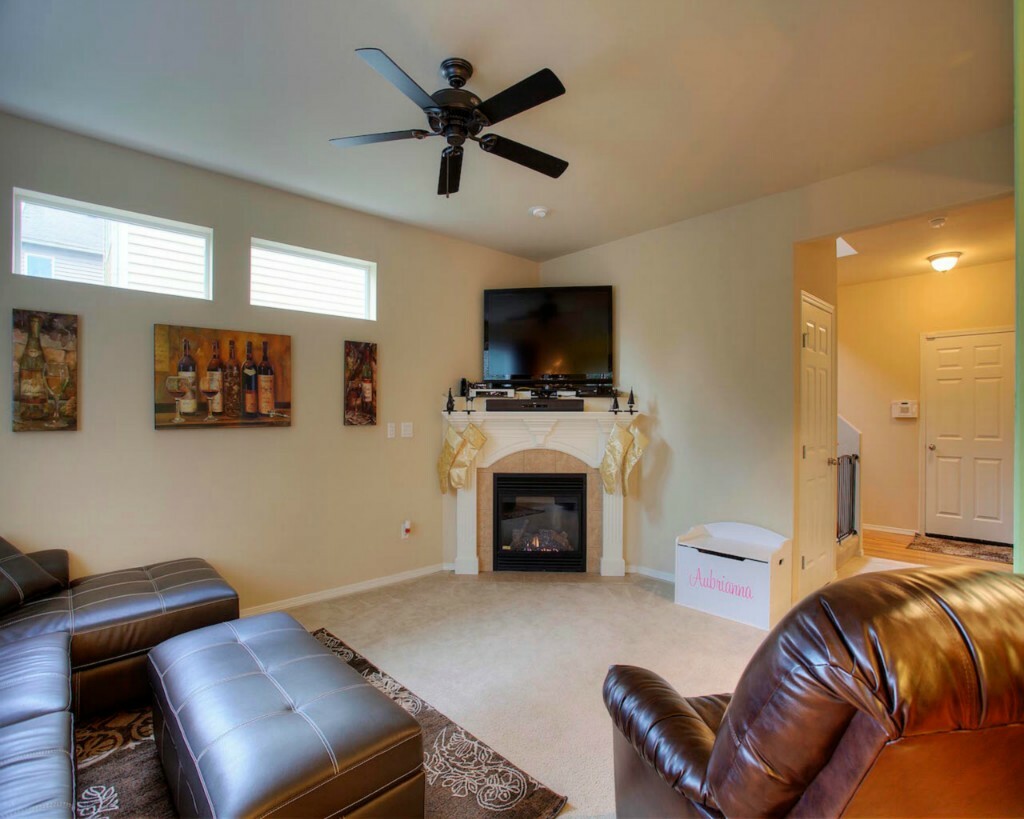 Property Photo:  19011 19th Av Ct E  WA 98387 