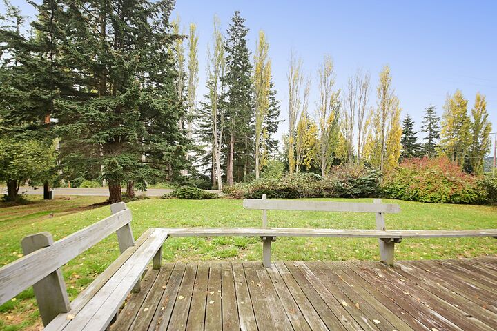 Property Photo:  2712 North Bluff Rd  WA 98253 