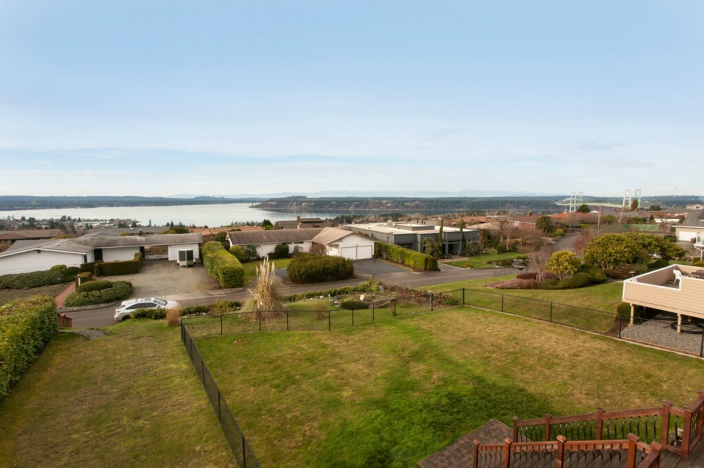 Property Photo: 1724 S Jackson Ave WA 98465