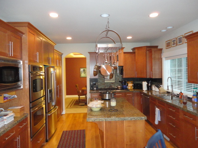 Property Photo:  8850 Ellsworth Ct NE  WA 98516 