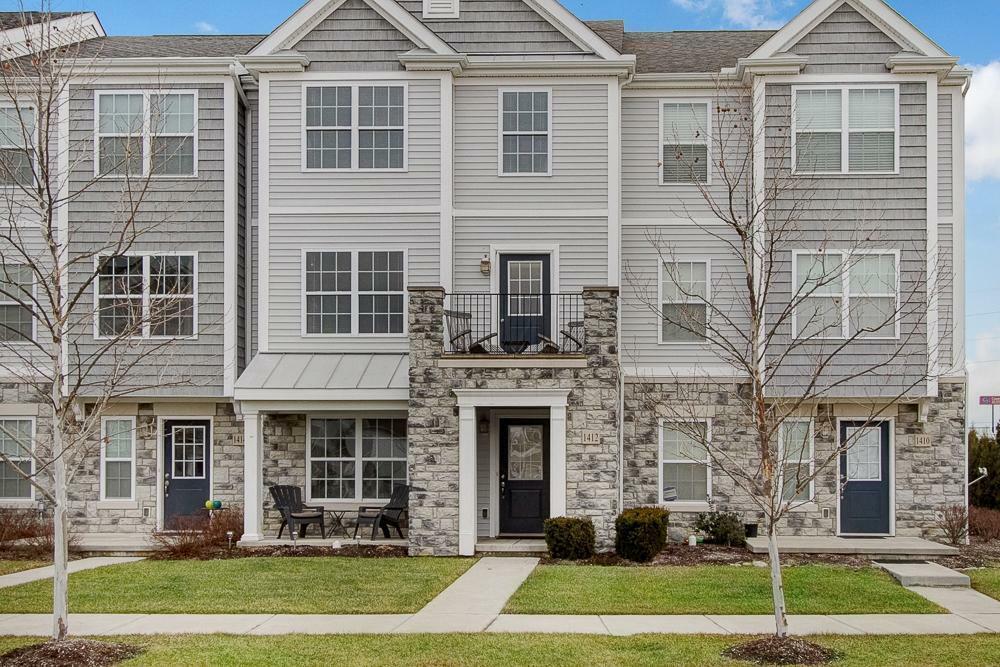 Property Photo: 1412 Bloomington Boulevard OH 43228
