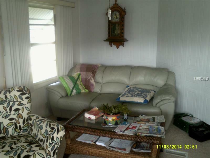 Property Photo: 34621 Rosebud Row FL 33541