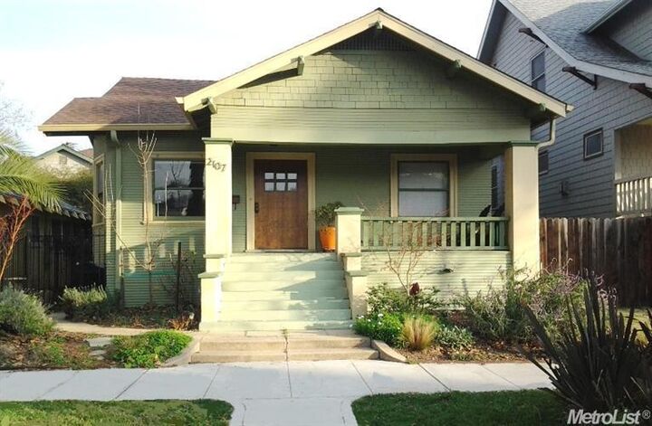 2107 24th Street  Sacramento CA 95818 photo