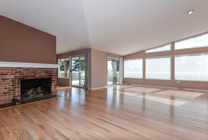 Property Photo:  2616  171st Avenue SE  WA 98008 