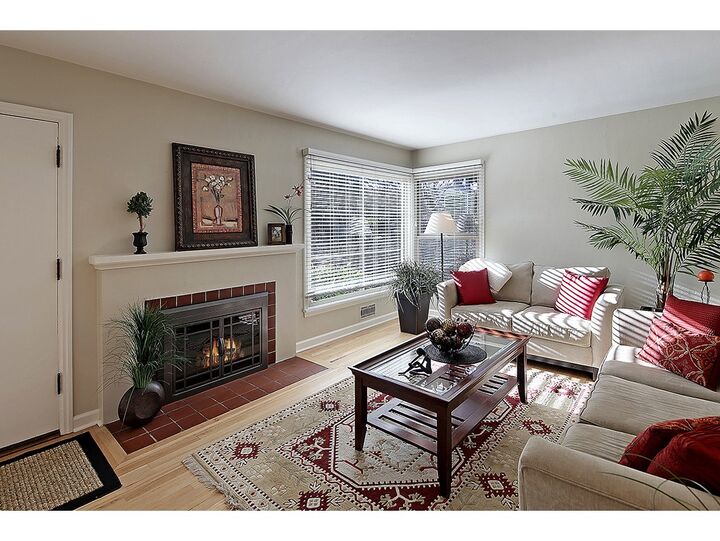 Property Photo:  1242 NE 94th St  WA 98115 