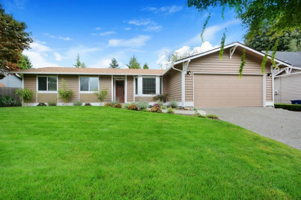 Property Photo: 1740 211th Wy NE WA 98074