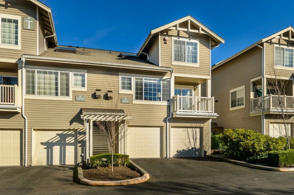 Property Photo:  18574 NE 57th St  WA 98052 