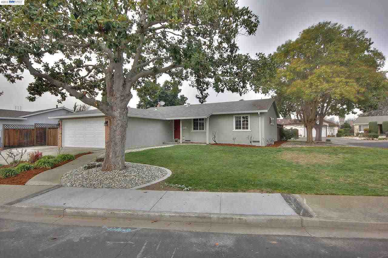 Property Photo:  35112 Clover St  CA 94587-5319 