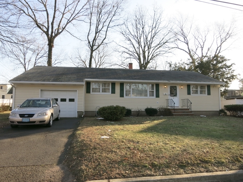 61 Grove St  Piscataway Twp. NJ 08854 photo