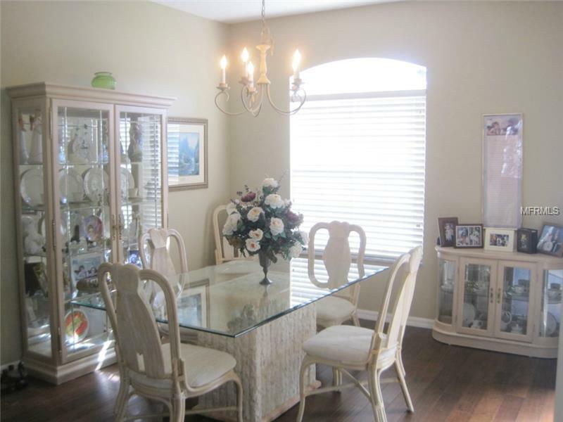 Property Photo:  2700 Old Redpine Way  FL 32825 