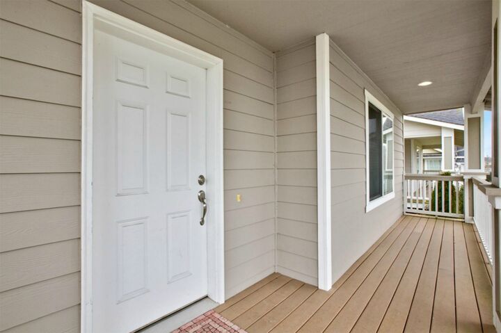 Property Photo:  8412 12th St SE  WA 98258 