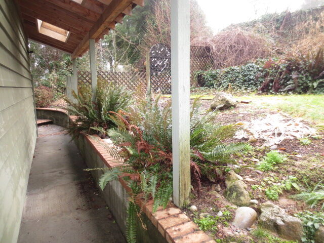 Property Photo:  21614 57th Ave SE  WA 98072 
