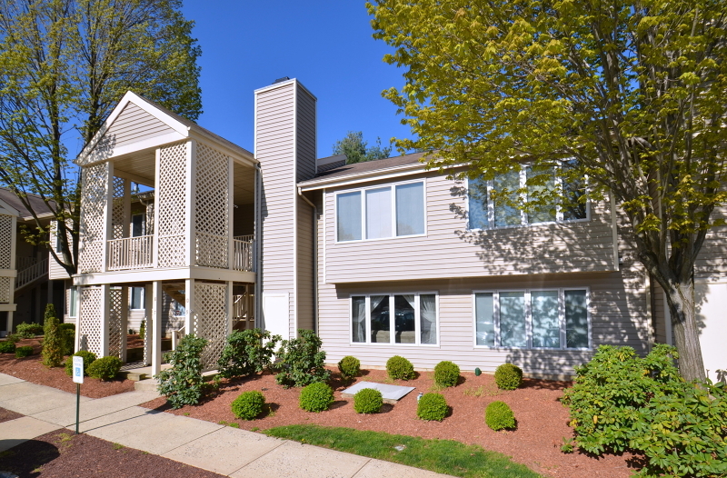 Property Photo: 9 Augusta Dr NJ 08801