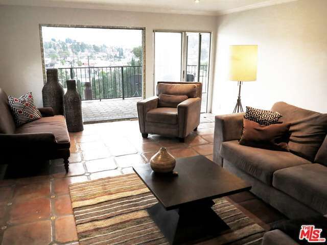 Property Photo: 4556 College View Ave CA 90041