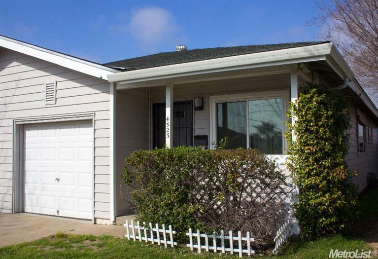 Property Photo:  4517 4519 Bomark Way  CA 95842 